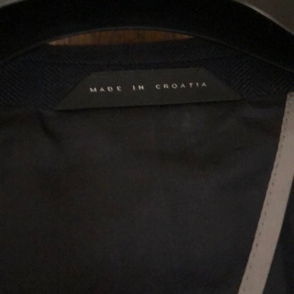 Hugo Boss suit jacket - Picture 3 of 4